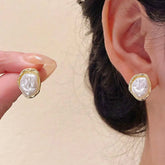 🌟 Merci Maîtresse Pearl Earrings – A Classy Little Thank You with a Big Heart! 🤍✨ - ThiGui