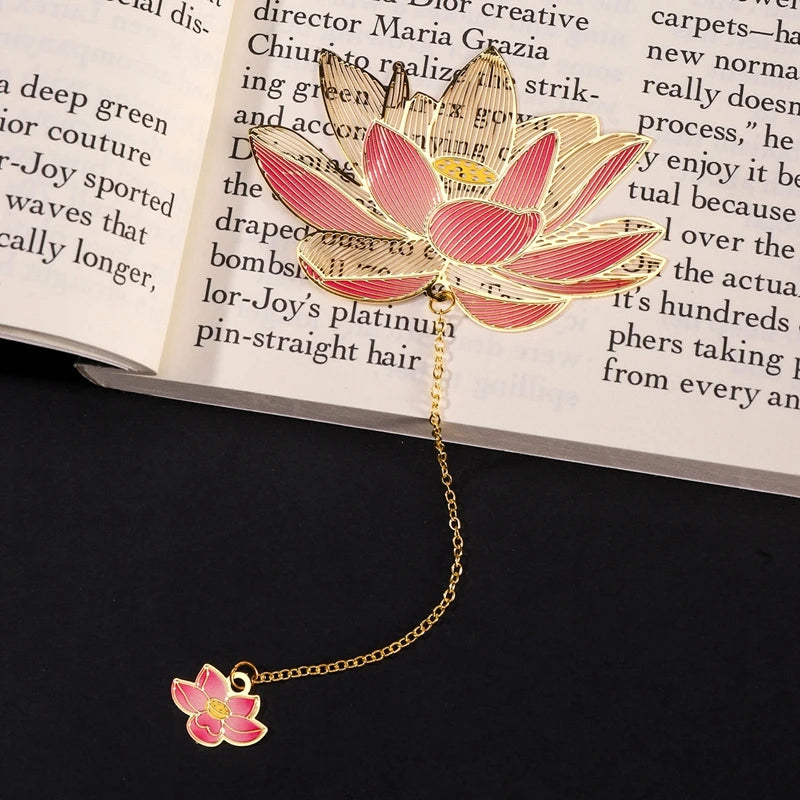 🍁 Merci Maîtresse Bookmark – A Golden Leaf to Mark a Beautiful Year! 📖✨ - ThiGui