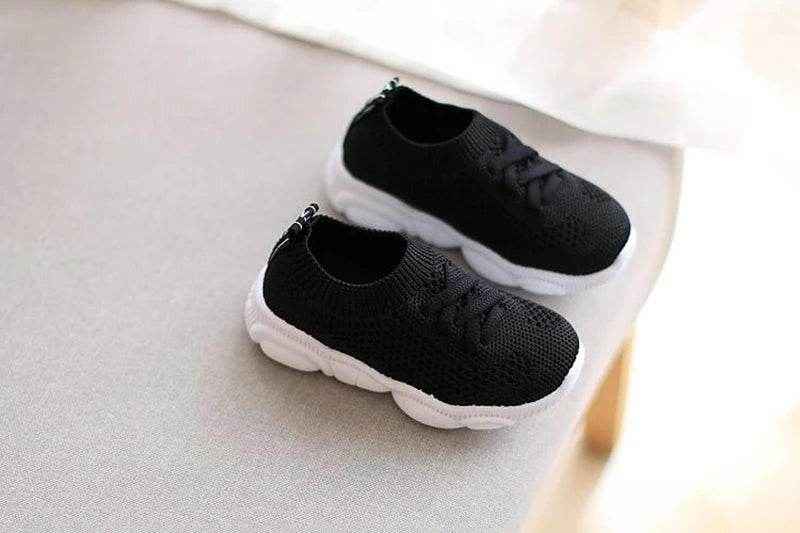 👣 Comfy Little Kicks for Big Adventures – Soft Anti-Slip Sneakers for Boys! - ThiGui