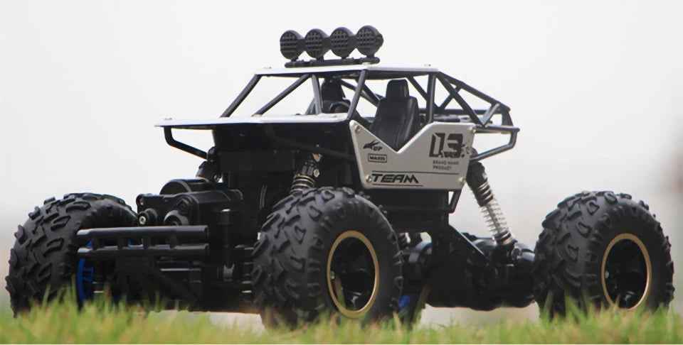 🚙 Off-Road RC Power Beast – 4WD Drift Stunt Car with LED Lights! 🔋💨 - ThiGui