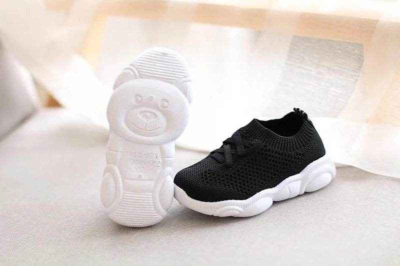 👣 Comfy Little Kicks for Big Adventures – Soft Anti-Slip Sneakers for Boys! - ThiGui