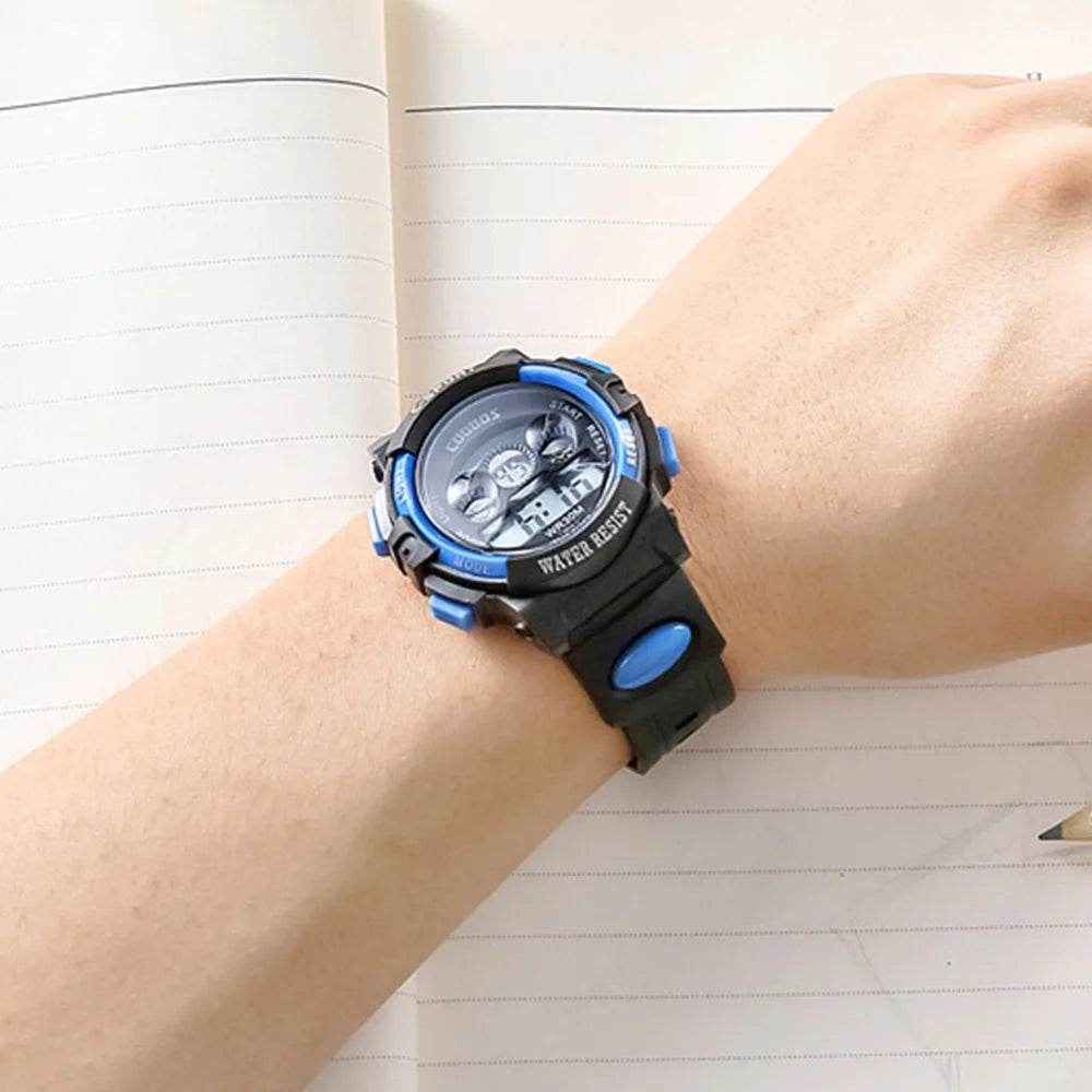 🕒Fun, Colourful & Tough! Kids’ Luminous Watch – Waterproof & Packed With Features ⌚🌈 - ThiGui