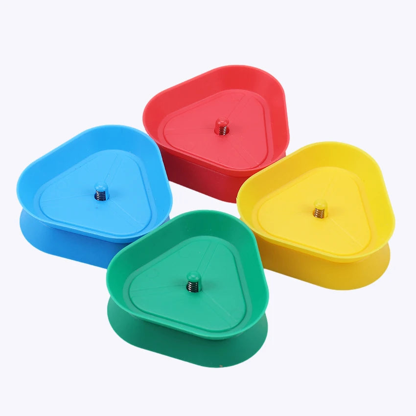 🃏🙌 Hands-Free Card Fun! Triangle Holders for Little (and Big) Players 🎉 - ThiGui