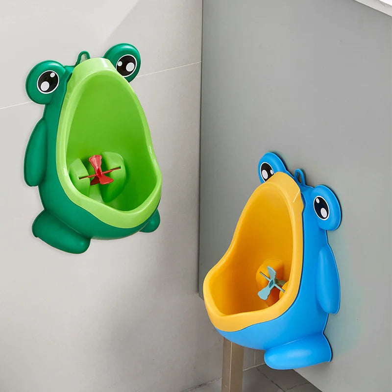 🐸 Froggy Fun Toilet Trainer – Wall-Mounted Urinal for Little Boys 🚽💦 - ThiGui