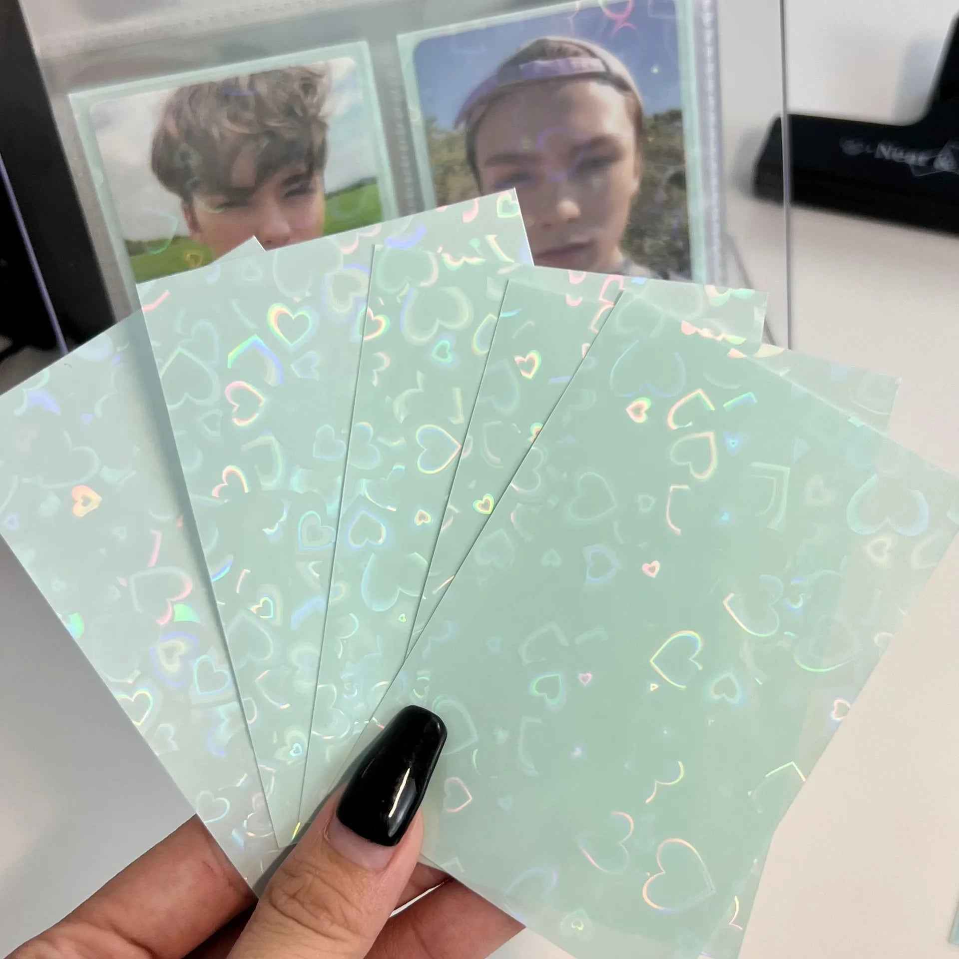 💖 Holographic Heart Card Sleeves – Sparkly Protection for Precious Photo Cards! ✨📸 - ThiGui