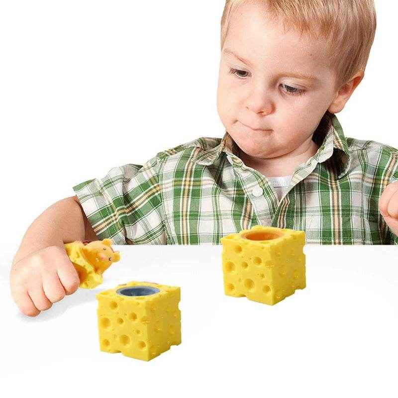 🎁Squeezy Squirrel Buddy – The Cutest Way to Chill Out and Have a Giggle! - ThiGui