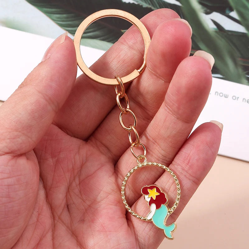 🐝 Bee & Bloom Keychain – A Whimsical Touch for Bags, Keys & Big Smiles 🌸 - ThiGui