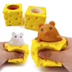 🎁Squeezy Squirrel Buddy – The Cutest Way to Chill Out and Have a Giggle! - ThiGui