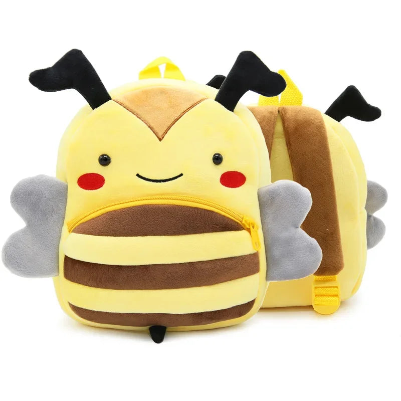 🦁 Cuddly Animal Backpack – Soft Plush Bag for Little Adventures! 🎒💛 - ThiGui