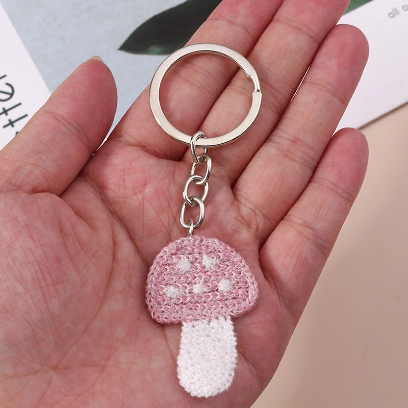🐝 Bee & Bloom Keychain – A Whimsical Touch for Bags, Keys & Big Smiles 🌸 - ThiGui
