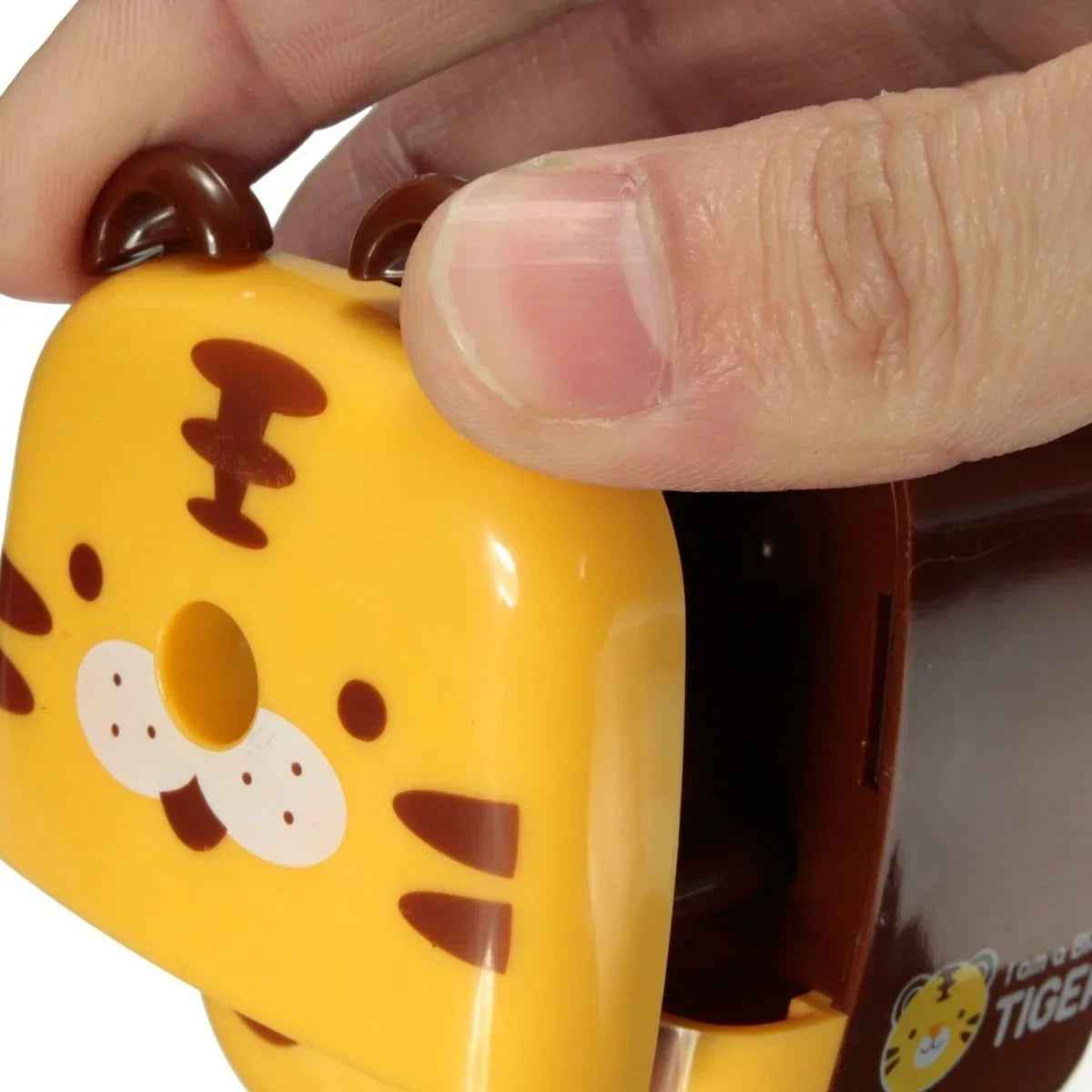 🐼🐯 Adorable Panda & Tiger Cartoon Pencil Sharpeners – School Essentials with a Roar of Fun! - ThiGui