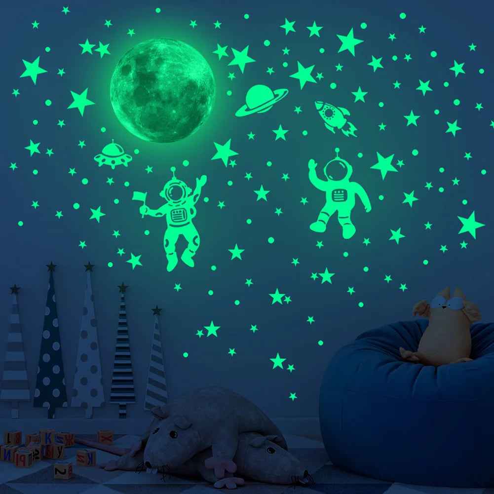 🛏️Glow-in-the-Dark Astronaut and Stars Wall Stickers for Boys Who Dream of the Moon - ThiGui