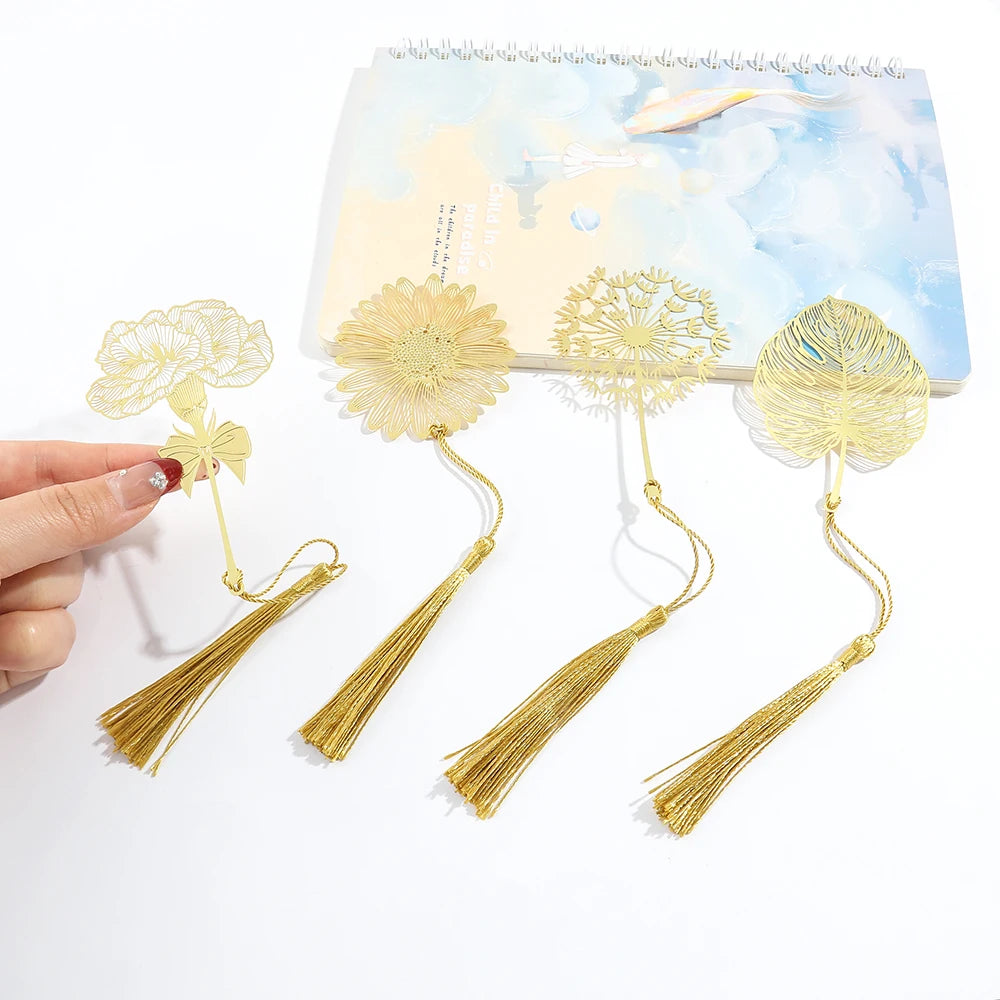 📚🌼 Blooming Thanks! Elegant Brass Flower Bookmarks – A Thoughtful Gift for Teachers 🌿🎁 - ThiGui