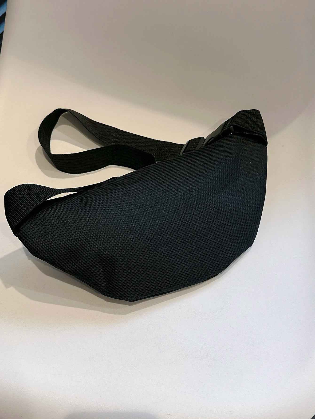 🎽 Active Boys' Best Friend – Large Sporty Fanny Pack for All Their Adventures 🌍🏃 - ThiGui