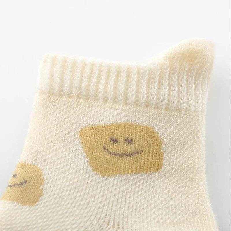 🧦 Cuteness Meets Comfort: 5 Pairs of Non-Slip Cartoon Socks Every Toddler Will Love! - ThiGui