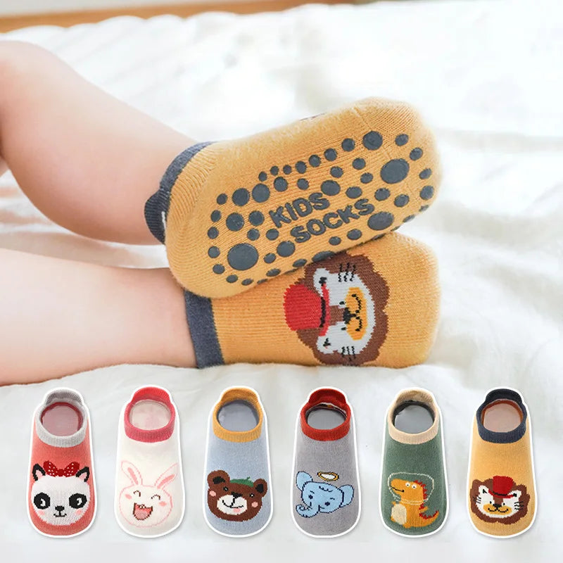 🧦🐻 6-Pair Cartoon Animal Socks – Comfy, Non-Slip, and Cute for Active Little Toes! 🎨🧒 - ThiGui
