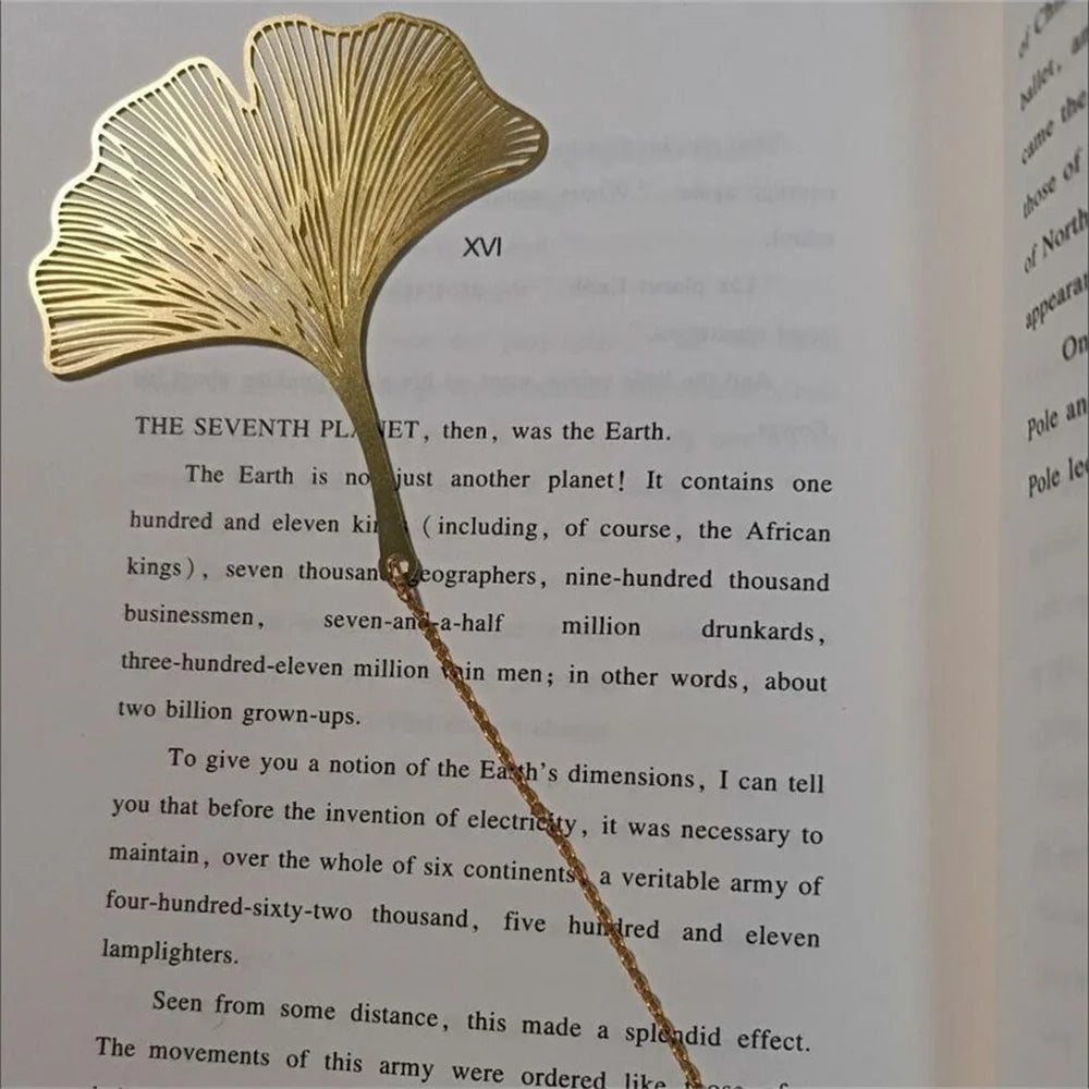 🍃 Golden Merci Bookmark – A Thoughtful Leaf for the One Who Helped Them Grow 🌟📖 - ThiGui