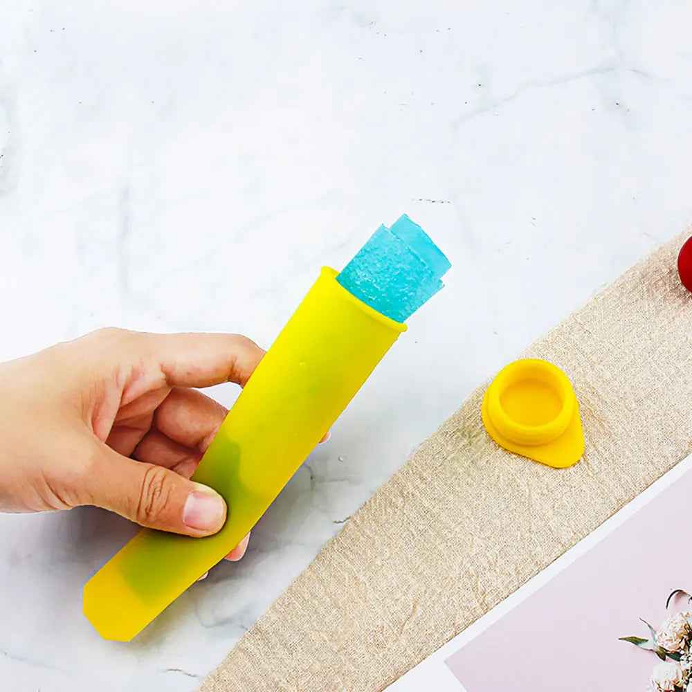 🍦Fun & Easy Summer Treats: Reusable Silicone Popsicle Molds for Kids - ThiGui