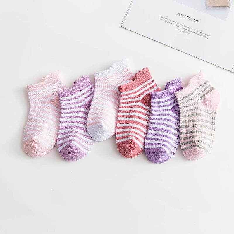 🧦 Comfy Grippy Socks for Little Explorers – 6–12 Pairs of Anti-Slip Cotton Boat Socks (0–5 Years) - ThiGui
