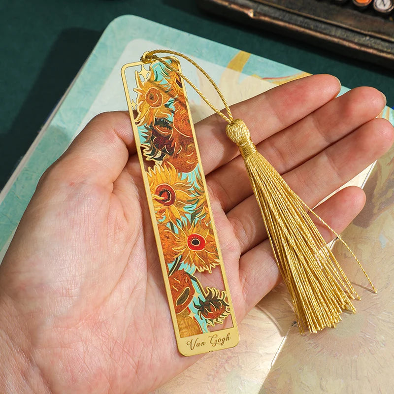 📚 Elegant Floral Bookmark – A Timeless Treat for Readers & Teachers Alike! 🌸 - ThiGui