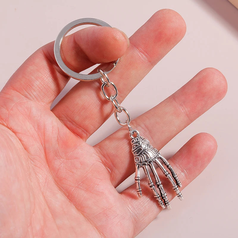 🐝 Bee & Bloom Keychain – A Whimsical Touch for Bags, Keys & Big Smiles 🌸 - ThiGui