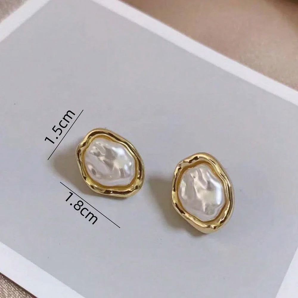 🌟 Merci Maîtresse Pearl Earrings – A Classy Little Thank You with a Big Heart! 🤍✨ - ThiGui