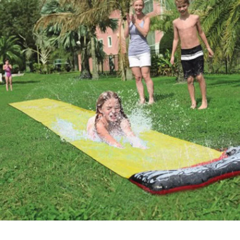 🌊💦 Slip, Slide & Smile! Backyard Water Slide with Sprinkler – The Ultimate Summer Splash 🌞👧🧒 - ThiGui