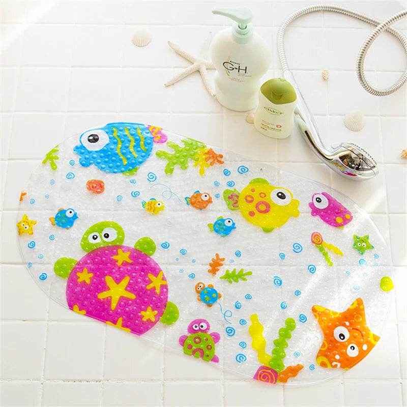 🐾 Safe, Sweet & Splash-Ready – Cartoon Suction Bath Mat for Kids Who Love Bathtime Fun! - ThiGui