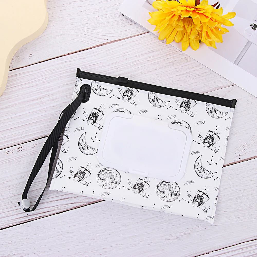 🧷 Smart Wet Wipes Bag – Snap, Strap & Go! Perfect for Mum Life on the Move! 💖🍼 - ThiGui