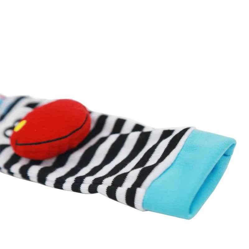 🧦Cuddly Animal Rattle Socks & Wristbands – Fun Discovery for Curious Babies! - ThiGui