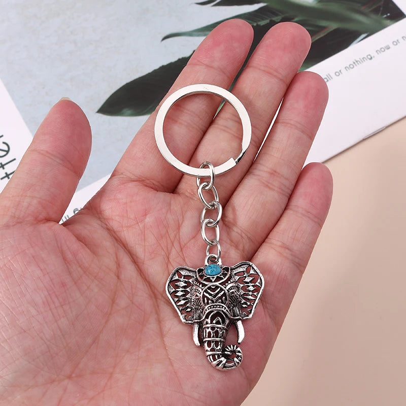🐝 Bee & Bloom Keychain – A Whimsical Touch for Bags, Keys & Big Smiles 🌸 - ThiGui