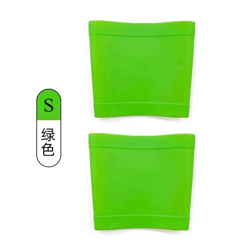 ⚽No-Slip Silicone Shin Guard Bands – Fuss-Free Football Fun for Your Boy! - ThiGui