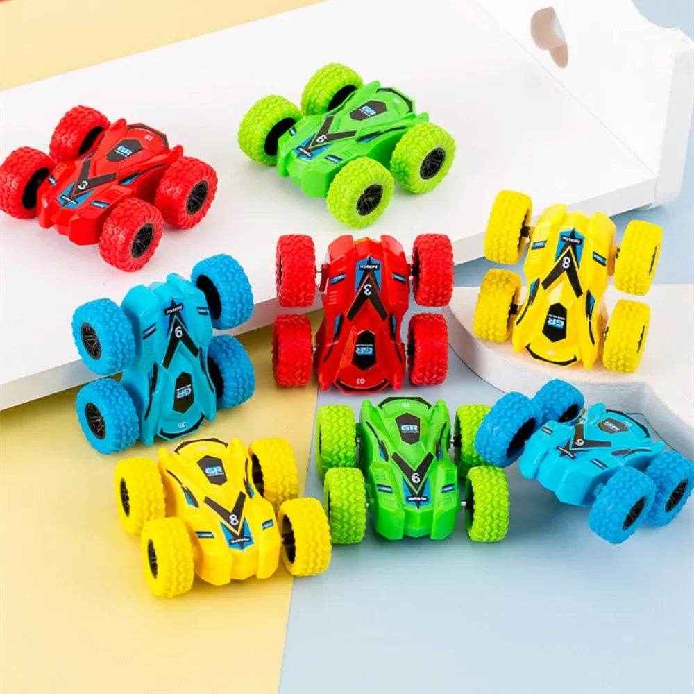 🎁Double-Sided Pull Back Car for Boys That Flips Crashes and Keeps on Racing - ThiGui