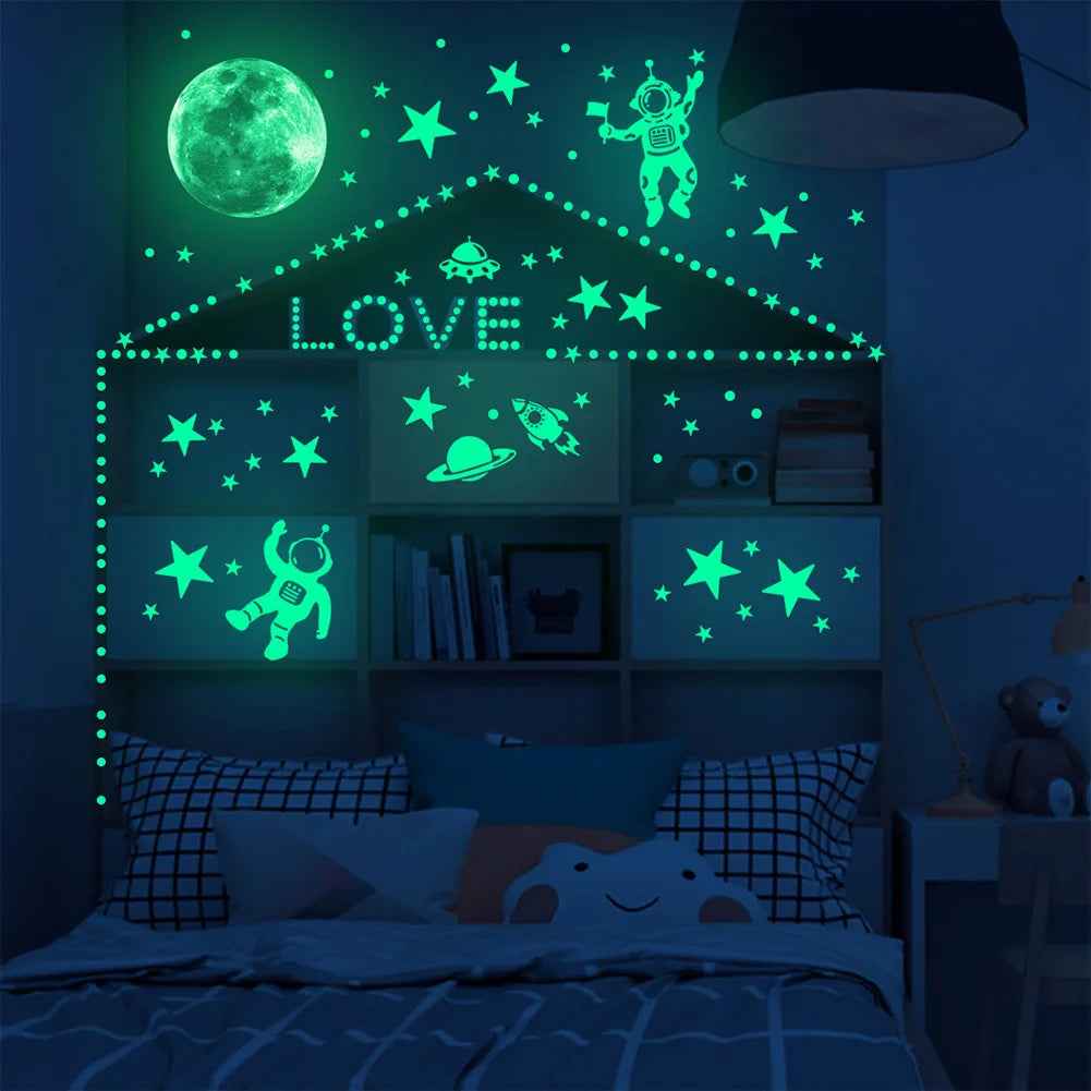 🛏️Glow-in-the-Dark Astronaut and Stars Wall Stickers for Boys Who Dream of the Moon - ThiGui