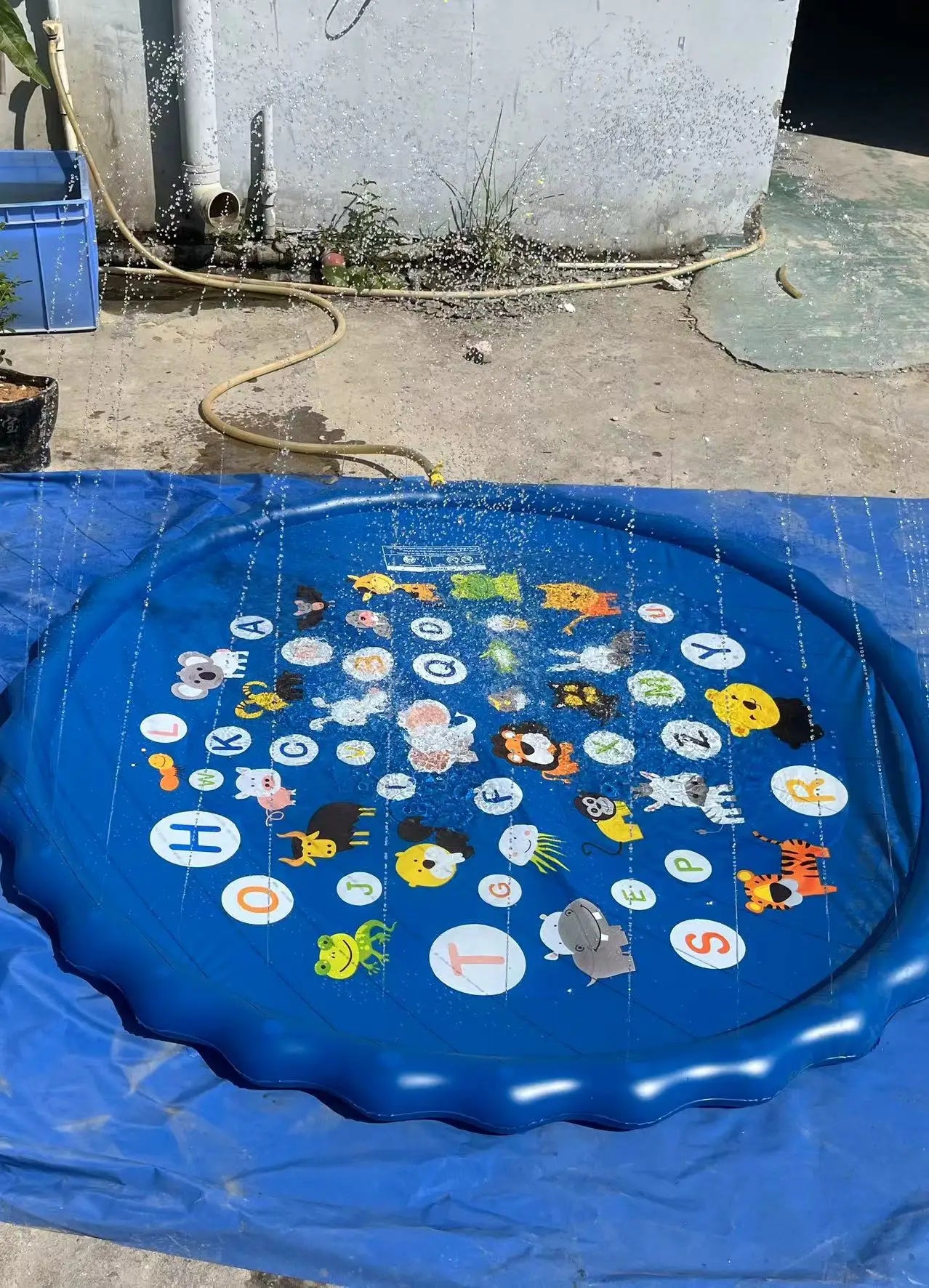 🌊💦 Slip, Slide & Smile! Backyard Water Slide with Sprinkler – The Ultimate Summer Splash 🌞👧🧒 - ThiGui