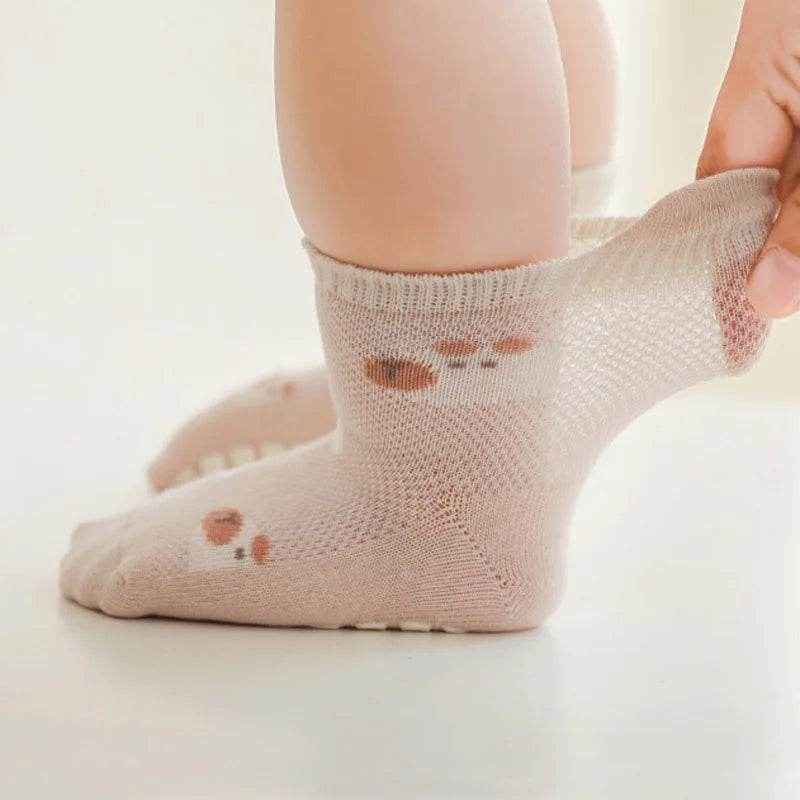 🧦 Cuteness Meets Comfort: 5 Pairs of Non-Slip Cartoon Socks Every Toddler Will Love! - ThiGui