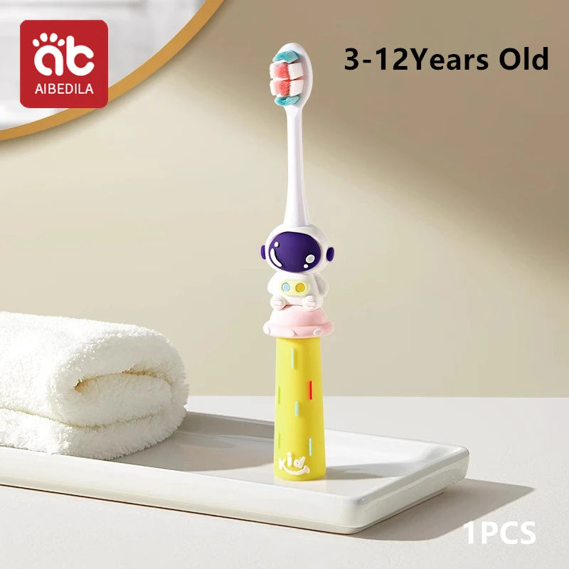 🪥🚀 Cartoon Astronaut Kids Toothbrush – Gentle Bristles, Galactic Fun! 🌙👦 - ThiGui